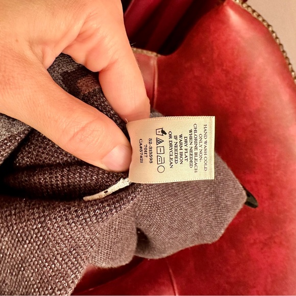 Ann Taylor Grey and Brown Leopard Print Sweater Skirt, Size XS - Picture 7 of 7